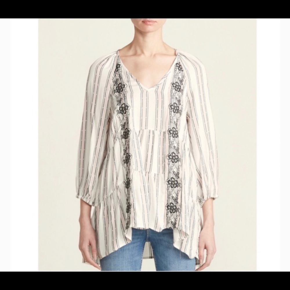 Cupio Embroidered V-Neck Hi-Low Tunic Top Sz M NWT